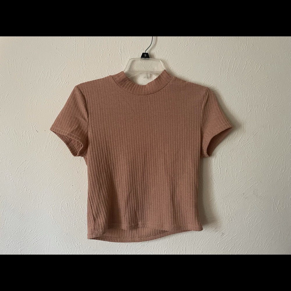 Mock turtleneck beige, ribbed material. size medium